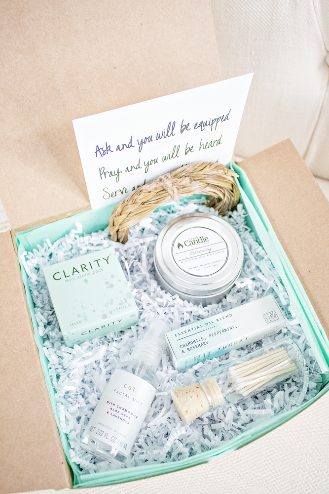 Mind, Body + Holiday Spirit- Getting Into AlignMINT Curated Gift Box