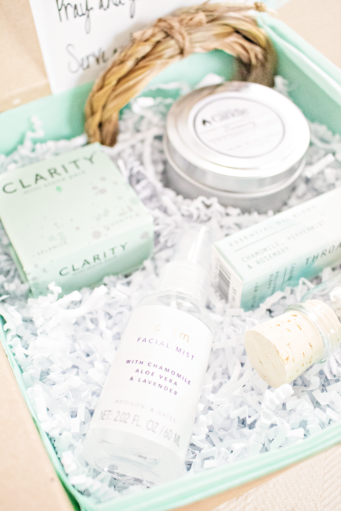Mind, Body + Holiday Spirit- Getting Into AlignMINT Curated Gift Box